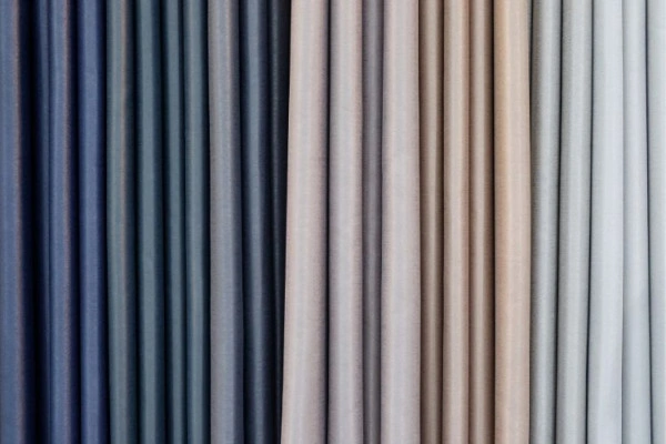 Cortinas a medida confeccionadas por Tapicero Pamplona